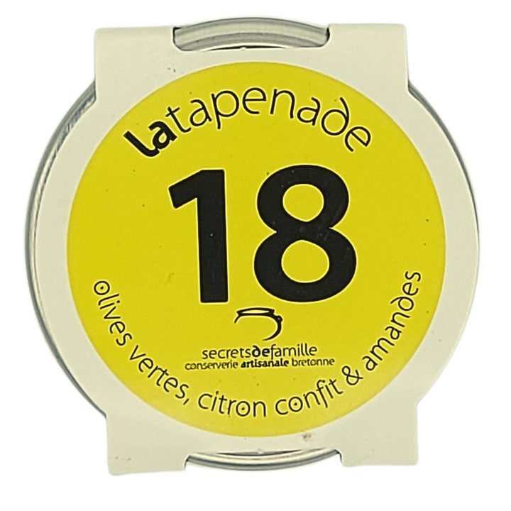 Tapenade von der grünen Oliven mit Salzzitrone und Mandeln